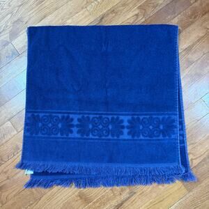 Vintage 60s 70s Cannon Monticello Deep Purple Floral Fringe Bath Towel
